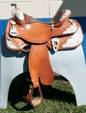 Show Saddle 16 Inch Southern Cross Show Saddle 16 Inch Southern Cross